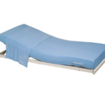 DRAP JETABLE 150 CM * 240 CM BLEU